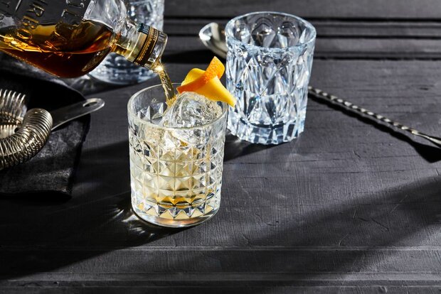 Aspen onbreekbaar transparant whisky / water / sap glas van polykristal. 